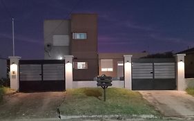 ELINOR-CASA PLAYERA - a 2 cuadras de la playa